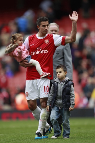 随着阿森纳2-0，切尔西1-3，利物浦1-1，英超最新积分榜出炉