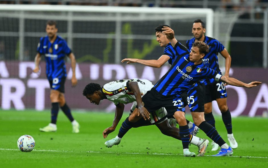 记者：拜仁寄希望于孔帕尼能说服于帕梅卡诺续约留队（记者：拜仁盼孔帕尼出面劝说于帕梅卡诺续约留队）