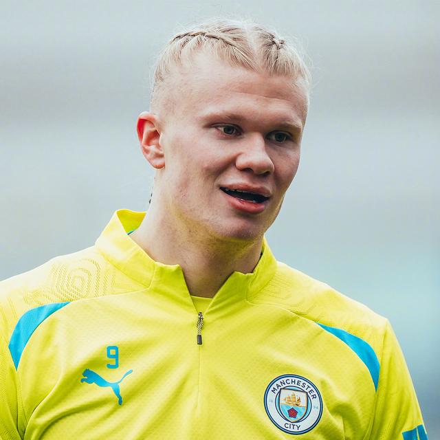 里昂小将刷新队史纪录（里昂新星改写队史纪录）