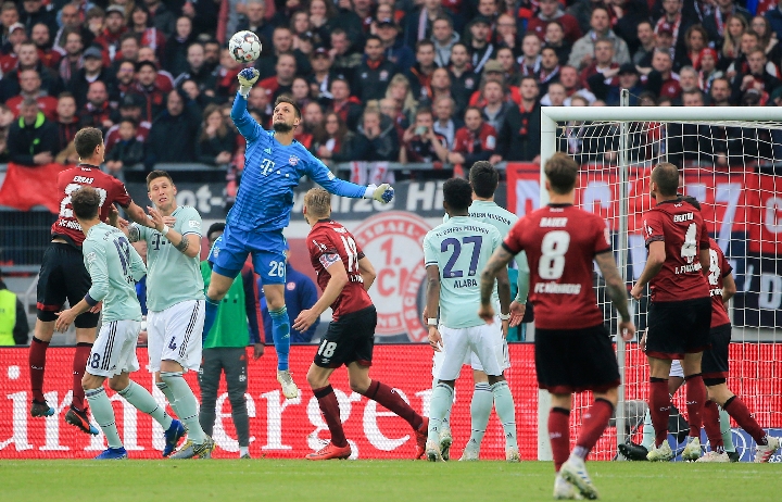 马卡：皇马本赛季防空能力薄弱，失球中有三成为对手头球破门