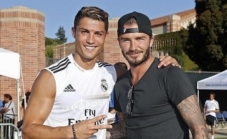 爱尔兰主帅：C罗只是一时冲动；球迷营造了难以置信的氛围（爱尔兰主帅谈C罗：仅属一时冲动，盛赞球迷营造不可思议氛围）