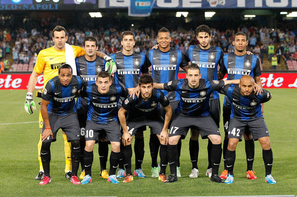 安东尼：我们的目标是进入欧联杯决赛，梦想再披巴西队战袍（安东尼：剑指欧联杯决赛，憧憬重返巴西国家队）