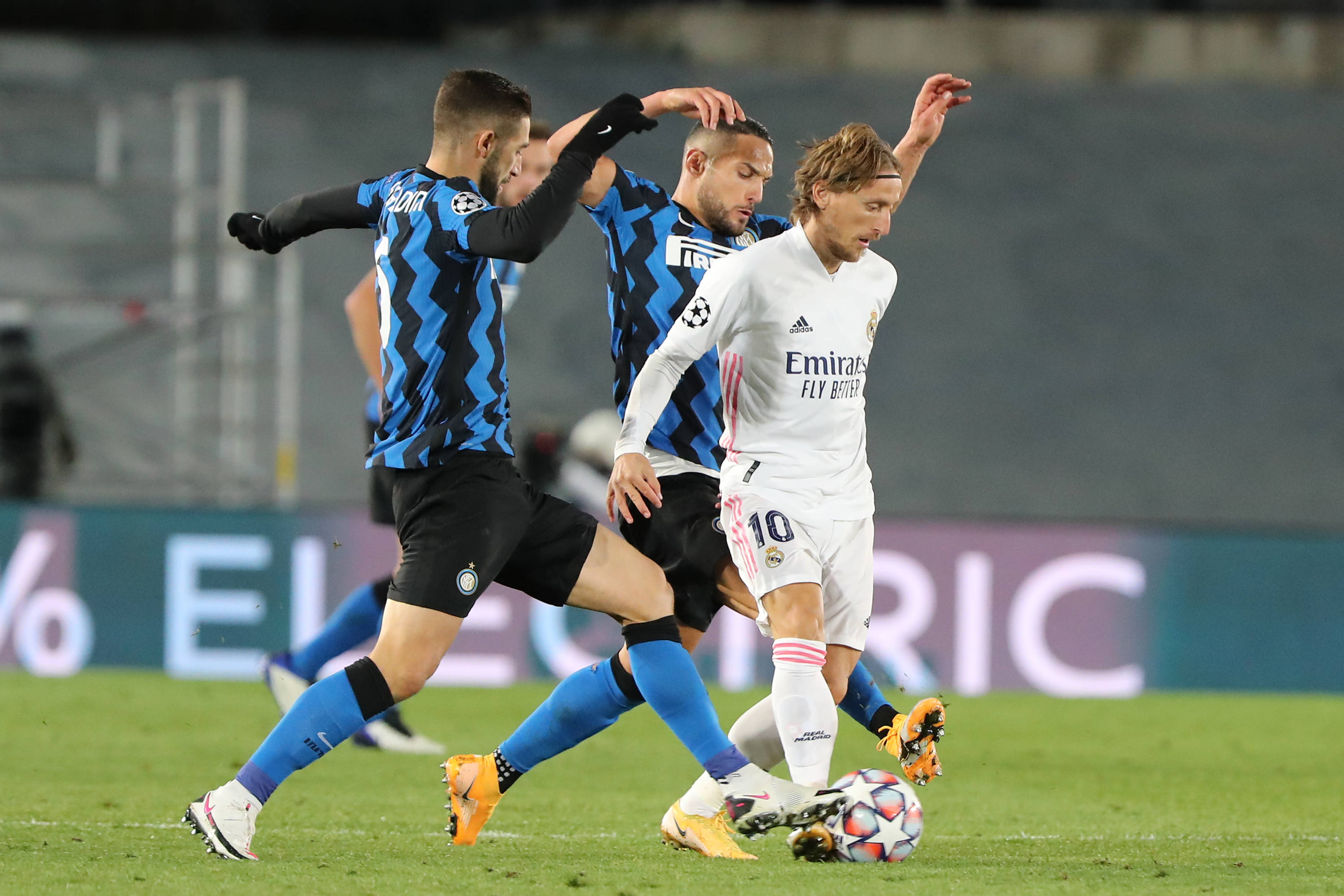 雷诺15中10轰生涯新高25分，蒙克也有25分（雷诺15投10中砍生涯新高25分，蒙克同取25分）