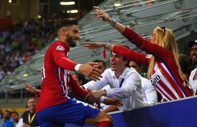 劳塔罗：齐沃拥抱我的次数比我老婆抱我的次数都多（劳塔罗调侃：齐沃抱我的次数比我妻子还多）