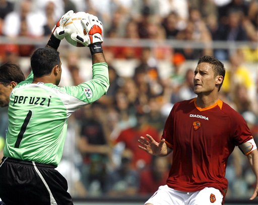 英超前瞻：利兹联刚逃离降级区冲击连胜，利物浦希望重返胜轨（英超前瞻：利兹联脱离降级区欲乘胜追击，利物浦力争重返胜轨）