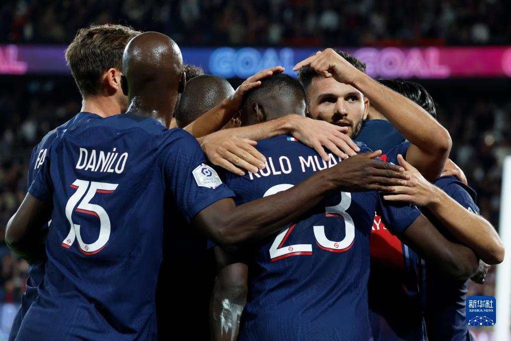 连续两轮进球！田中碧助利兹联队平利物浦、胜切尔西（田中碧两轮连斩！利兹联战平利物浦、击败切尔西）