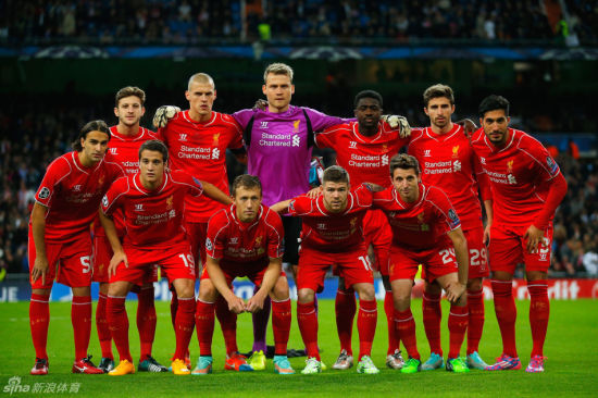 欧文快攻压哨上篮，全场沸腾（欧文压哨快攻上篮，引爆全场）