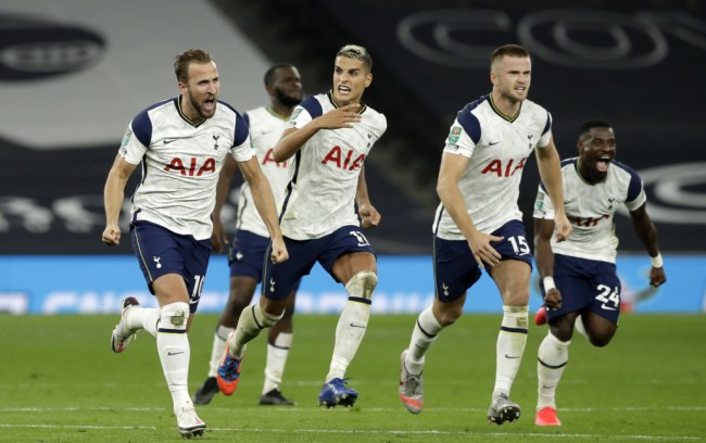 阿圭罗：阿根廷能赢2026世界杯；梅西是巴萨队史最重要的球员（阿圭罗：阿根廷有望夺得2026世界杯，梅西是巴萨队史最关键人物）